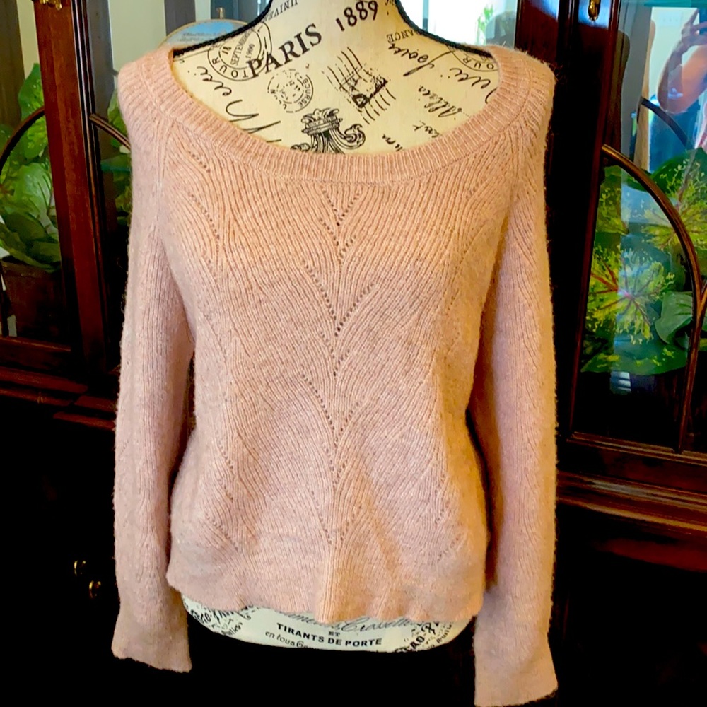 NWOT Ruby Moon sweater size large.